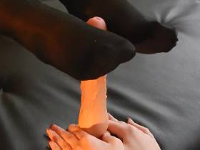 Vorschaubild vom Privatporno mit dem Titel "Geiler Nylon Footjob" von checkerstute