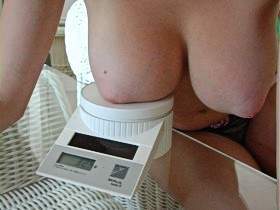 User request: Weigh tits
