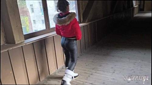 Lederhose Moonboots Superdry Winterjacke