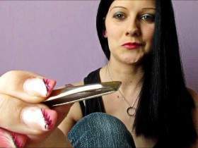 Vorschaubild vom Privatporno mit dem Titel "Wichs-Nachhilfe für deinen Minipimmel" von GeileDiana