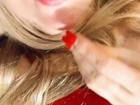 Leaving Both Your Cock And Wallet Throbbing