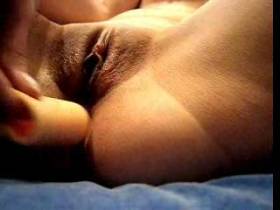 Vorschaubild vom Privatporno mit dem Titel "Kleiner Stab im Po Teil 1" von engel1986