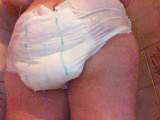 Huuuuge Windel in der Dusche