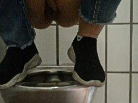 Squatting on the RASTPLATZKLO ....