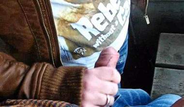 Handjob in Schleswig Holstein