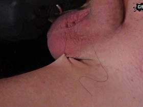 Vorschaubild vom Privatporno mit dem Titel "Cheries erste Nähstunde!" von CherieNoir