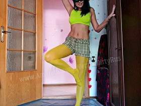 Natalia wet yellow tights with shorts