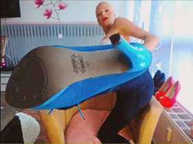 Vorschaubild vom Privatporno mit dem Titel "Dominanz in Jeans und High-Heels!" von Yamila20