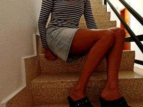 Heimliches pullern im Hausflur