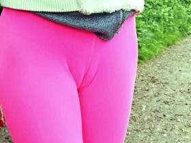 Rosa Leggings am See