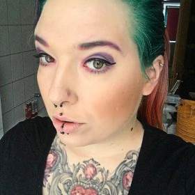 MelodyMedison - Junge MILF (31) MILF aus Deutschland