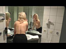 Vorschaubild vom Privatporno mit dem Titel "Toyboy spritzt mir gigantisch rein!!!!" von KissiKissi