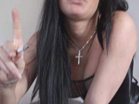 Vorschaubild vom Privatporno mit dem Titel "Extra Best off für Sklaven" von Yamila20