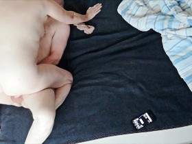 Mein Schwanz fickt eine Notgeil Alte