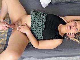 Pregnant mom wants to be fucked really long and hard!