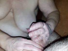 Nicole's experienced wanking hand