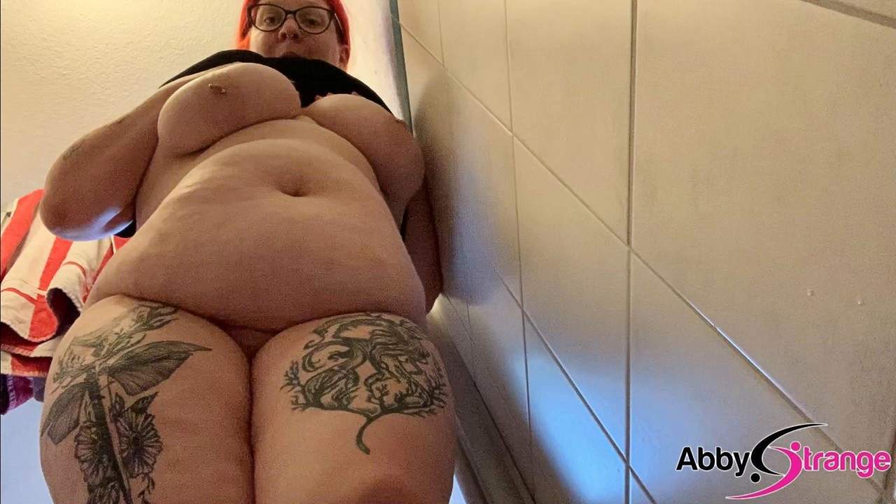 Abby-Strange - Naked posing, BBW low profile