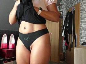 Vorschaubild vom Privatporno mit dem Titel "Geiler Fotzenschleim" von nylon_schlampe