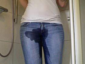 Vorschaubild vom Privatporno mit dem Titel "Ich musste mal wieder......" von EvilBitch