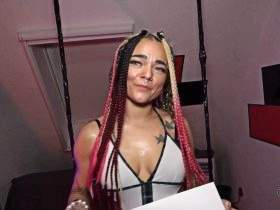 Pumpt mir alles in meine enge Fotze rein