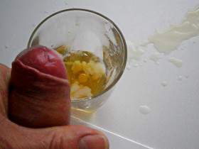 Piss & cum in the glass