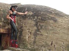 Vorschaubild vom Privatporno mit dem Titel "Mistress Lucrezia in Latex" von SMBoy