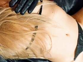 Gehorche meiner feuchten Muschi