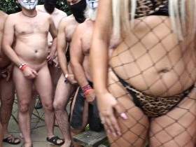 Not a barbecue, but a sex party in the garden