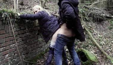 Wintertrilogie Part 3 - Outdoor BlowJob