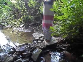 outdoor I pee in river