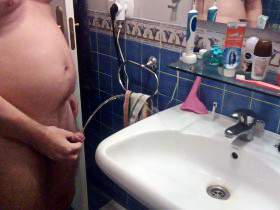 Pissing in the bathroom sink
