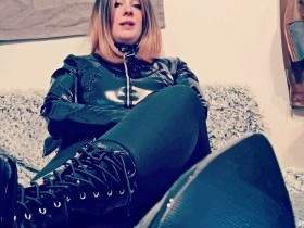 Du wirst Männerschwänze brauchen