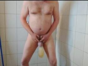 The horny shower with the piss 1