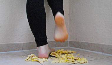 Kuchen - Crushing ( Mit Ton )