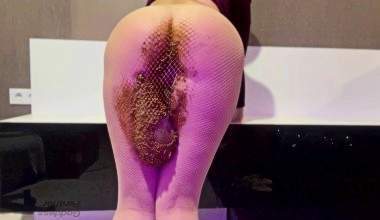 Huge Bulge In Pantyhose