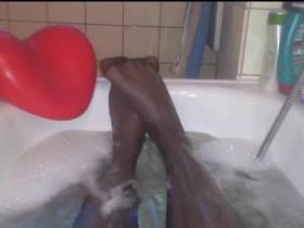 Finally Baden 2: nylon feet