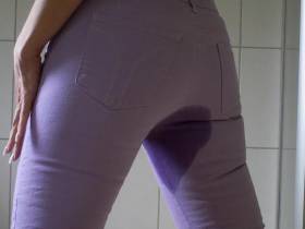 Vorschaubild vom Privatporno mit dem Titel "Deine M60 wird richtig nass" von EvilBitch