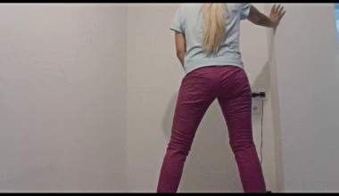 Rosa Jeans nass