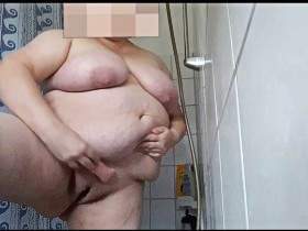 My BBW bitch shower ** NS **