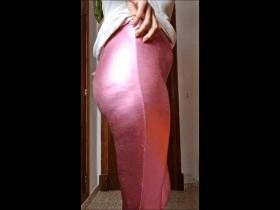 Pupsfetisch 28: Wetlook Leggings Pupse