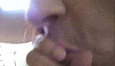 Selfcam mit Gesichts und Tittenbesamung