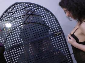 Vorschaubild vom Privatporno mit dem Titel "Pippi für den Inhaftierten" von Flor-de-Canela