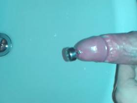 Mit SprinklerPlug Pissen