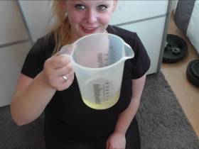 Vorschaubild vom Privatporno mit dem Titel "Prost!" von sexyvenushuegel