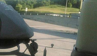 Auf den Parkplatz geschissen und gepisst