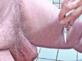 I enjoy shaving men's intimate areas