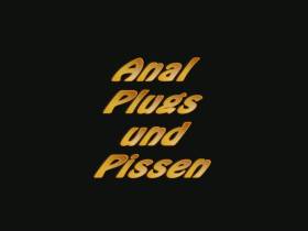 3 times peeing with buttplugs