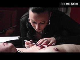 Vorschaubild vom Privatporno mit dem Titel "Cutting - Ich in deiner Haut" von CherieNoir