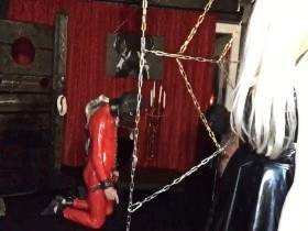 Competition: Which loser can endure more for his mistress?