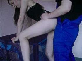 Vorschaubild vom Privatporno mit dem Titel "Klempner fickt mich ohne Gummi!!" von GeileDiana